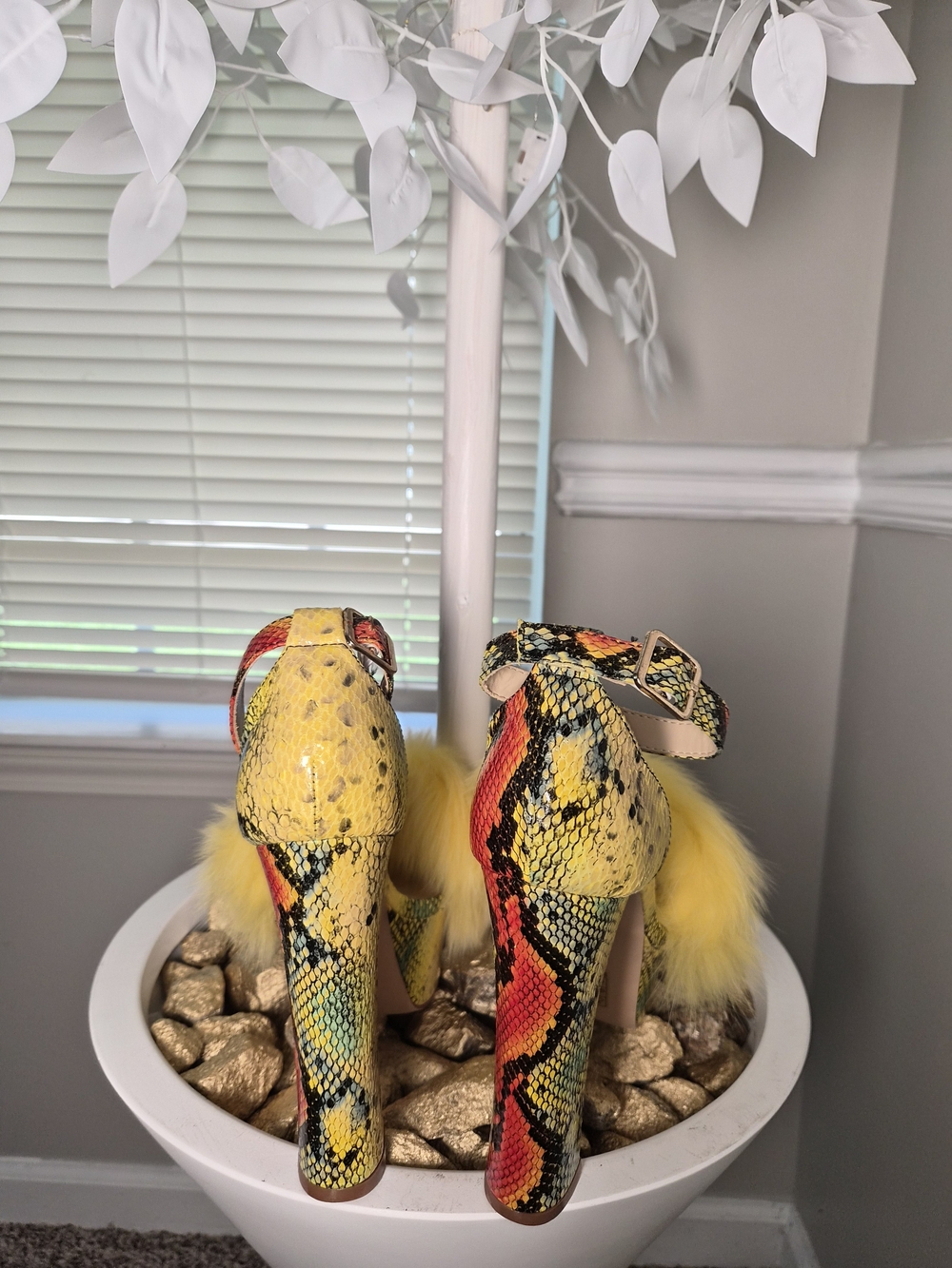 Yellow Snake-Print Platform Heels with Yellow Fur Pom - Picture 4 of 6
